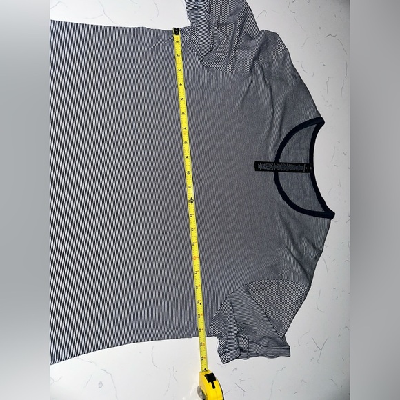 Lululemon Gym Shirt Mens Large Navy Stripe Everyday Short Sleeve Pullover Tee - Picture 5 of 7